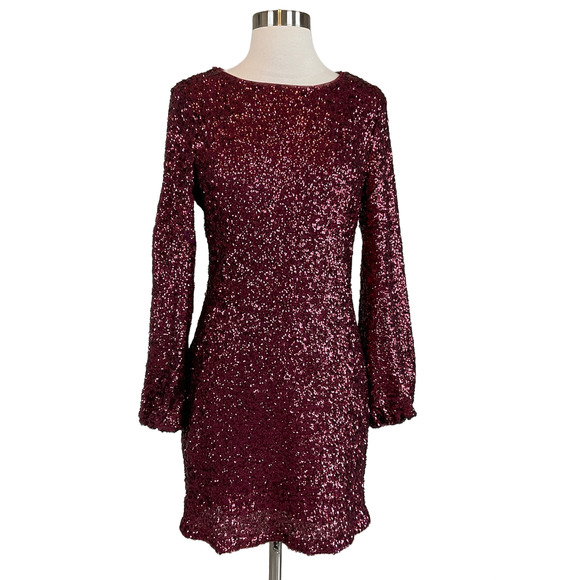 AQUA Sequined Long Sleeved Cut Out Back Mini Sheath Cocktail Dress Red Size  6 - coffeafoods.com